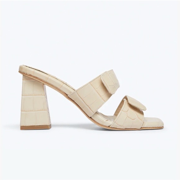 Freda Salvador Heels Adria Padded Strap In Sand Snakeskin